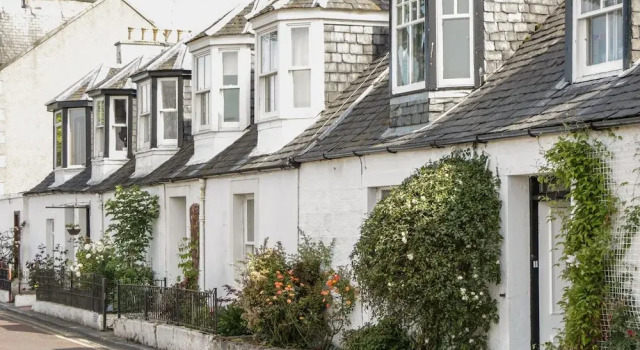 10 Douglas Row, Забронировать Дом для отпуска Отели Инвернесс с парковкой, рядом с Inverness Visit Scotland Information Centre, Парковка