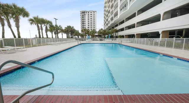 Коттедж Regency Isle 806 2 BR 2 5 BA Gulf-front Sleeps 7