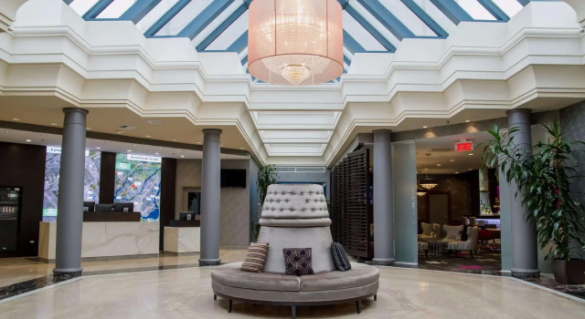 Номер Standard Ômage Hotel, Montreal Laval, a Tribute Portfolio Hotel