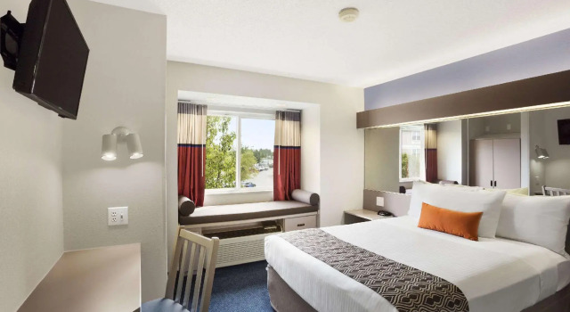 Двухместный номер Standard Microtel Inn By Wyndham Louisville East