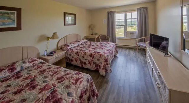 L' Auberge Doucet Inn, Book Hostel / Vandrerhjem Hostels i Nova Scotia, Hostel / Vandrerhjem