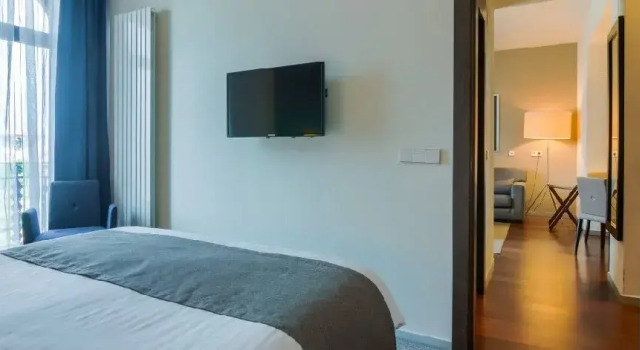Cismigiu, Rezervovat Hotel 4hvězdičkové hotely v Giurgiu, 4*