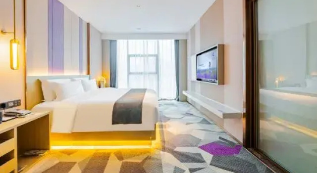 Люкс Deluxe Lavande Hotel (Bazhong Rongbang Wanda Plaza Store)