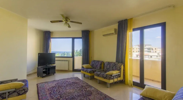Апартаменты с 3 комнатами с балконом Residence Le Saline