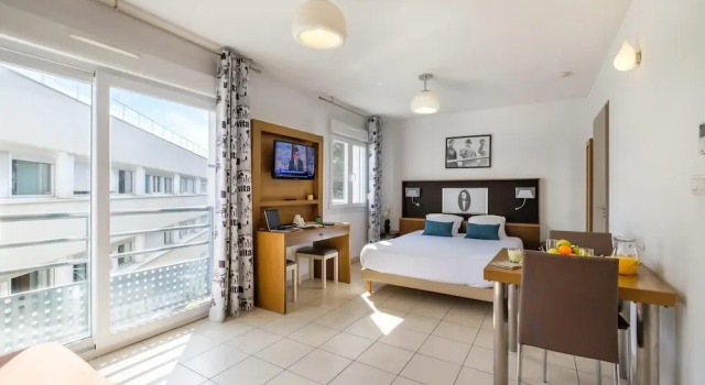 Двухместный номер Standard Comfort Aparthotel Antibes Le Maestria