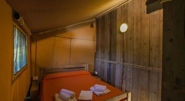 Capalbio Glamping Village, Varaa Leirintäalue Telttailu ja glamping kohteessa Capalbio, Leirintäalue
