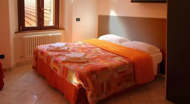 Logicasa Como Borghi Studio, Забронировать Отель Отели Комо с парковкой, рядом с Площадь Кавур, Парковка