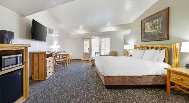 Двухместный номер Standard с балконом Best Western East Zion Thunderbird Lodge