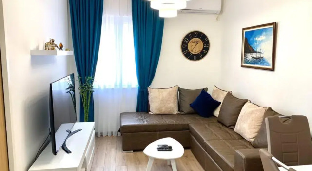 Apartmani Kažanegra33, Book Hostel / Vandrerhjem Hostels i Budva, Hostel / Vandrerhjem