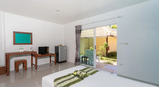 Номер Deluxe с балконом и с видом на сад Koh Yao Heaven Beach Resort