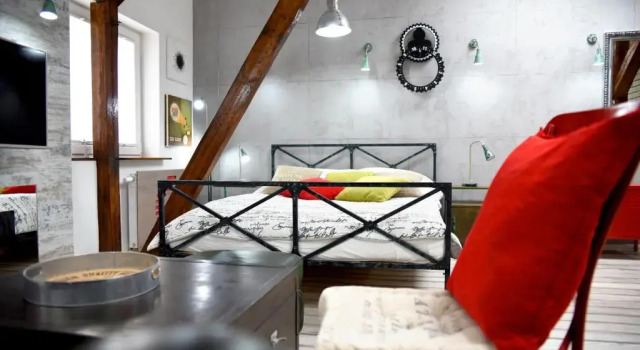 Апартаменты In the Attic Apartments