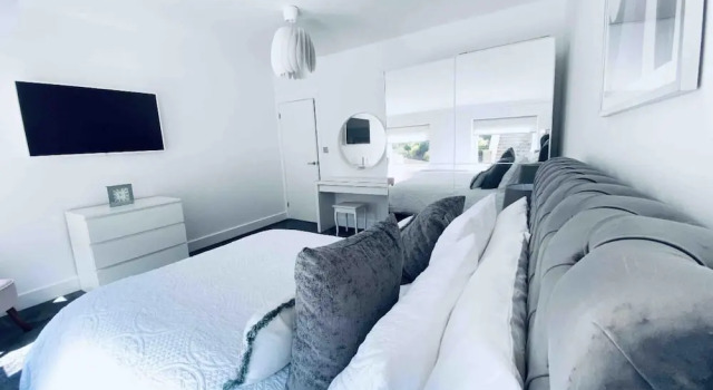 Exclusive 4-bed House 10 Minutes From Newcastle, Забронировать Дом для отпуска Ravensworth Тайн и Уир