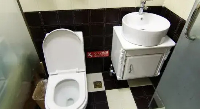 Binge Theme Hotel, Varaa Hotelli Hotellit Heilongjiang pysäköinnillä, Pysäköinti