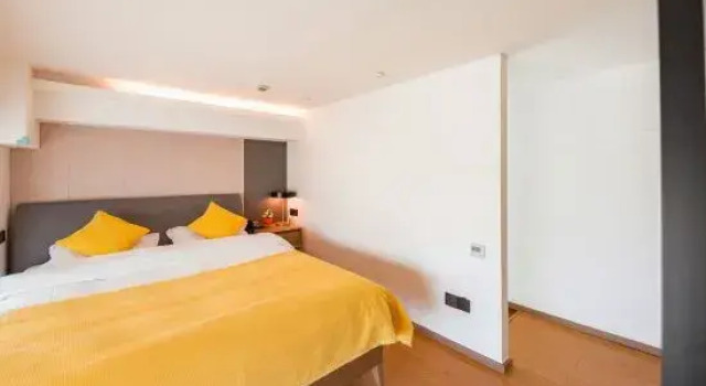 Двухместный люкс с видом на море YUN MAN Suites Hotel