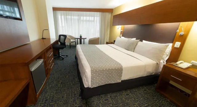 Номер Standard TRYP by Wyndham Guayaquil Airport
