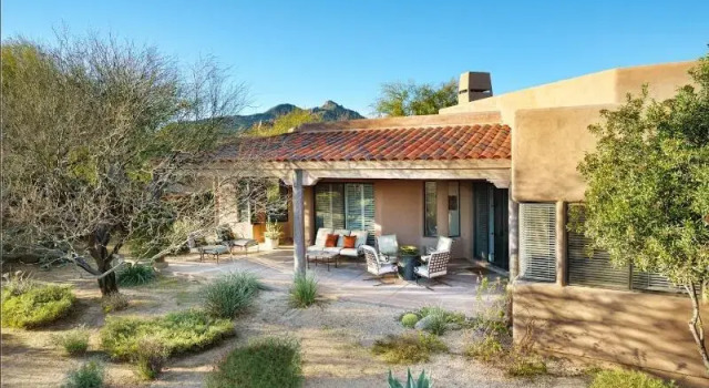 Номер Standard с 4 комнатами с балконом Boulders Resort & Spa Scottsdale, Curio Collection by Hilton