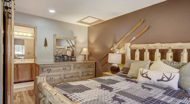 315 Woodbridge 2 Bedroom Condo by RedAwning