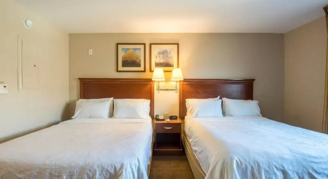 Четырёхместный номер Deluxe Western Slope Suites Parachute
