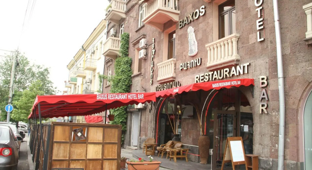 Baxos Hotel, Забронировать Отель Отели Еревана 3 звезды, рядом с Ереванский государственный университет, 3*