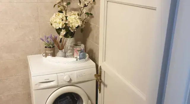 Коттедж с 2 комнатами Relax in Elliniko Hidden Gem-vintage Bungalow With Garden and Hot Tub in an Iglo
