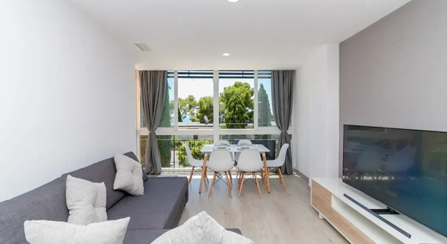 Torremolinos Pool And Garden Canovas Apartment, Забронировать Апартаменты/квартира Апартаменты Торремолинос, рядом с Парафия Архангела Михаила, Апартаменты/квартира