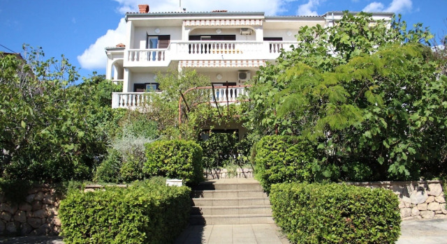 Apartments Marija, Забронировать Апартаменты/квартира Отели Нови-Винодолски с парковкой, рядом с Пляж Нови, Парковка