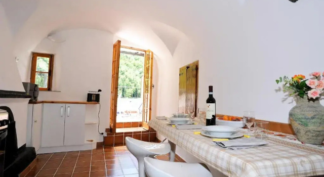 Panoramic Apartment with Balcony and Terrace