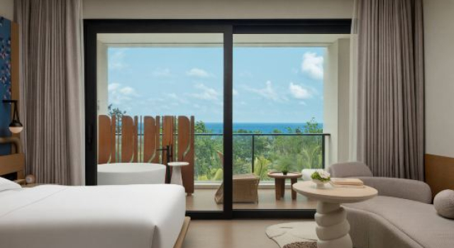 Четырёхместный номер Standard с видом на океан Hotel Indigo Hainan Clear Water Bay by IHG