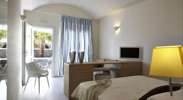 Номер Superior с видом на сад Orizontes Hotel Santorini