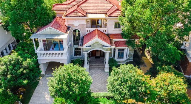 Вилла с 6 комнатами с балконом и с видом на внутренний двор Milake Holiday Villa