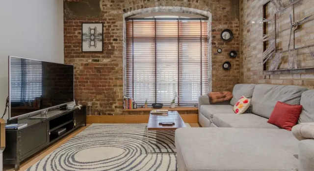 1 Bedroom Apartment Near London Bridge, Varaa Huoneisto Asunnot kohteessa Merseyside, Huoneisto