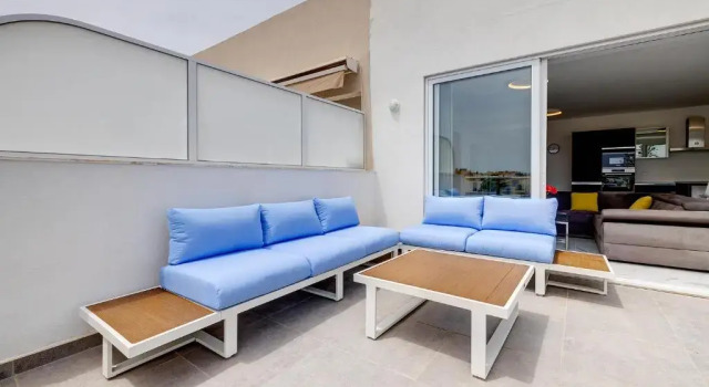 Fabulous Penthouse Close to St George's Bay