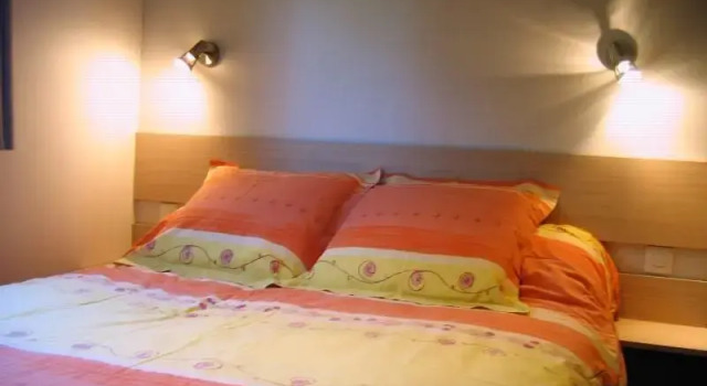 Domaine Salini?, Book Hotel Montcabrier Lot