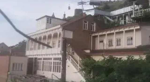 Guesthouse Zeinabi, Забронировать Отель Недорогие отели Тбилиси, рядом с Saint George's Armenian Cathedral, недорого