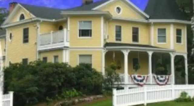 Lily House Bed and Breakfast, 예약 호텔 Suffield Connecticut