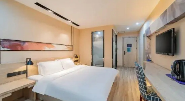 Двухместный номер Standard 7 Days Inn