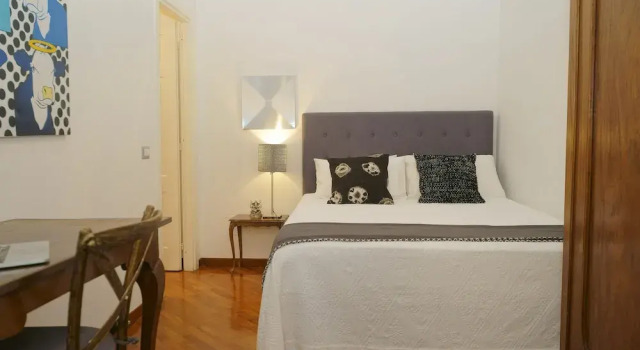 2 Bedroom Trastevere, Забронировать Апартаменты/квартира Трастевере Рим, рядом с Площадь Кампо-деи-Фиори