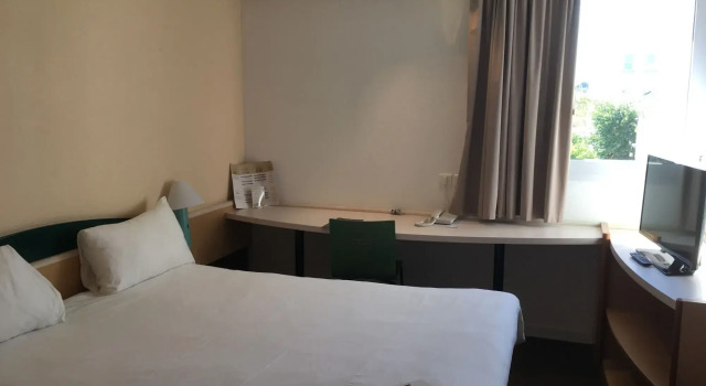 ibis Perpignan Sud Saint Charles, Rezervați Hotel Perpignan Pyrénées-Orientales