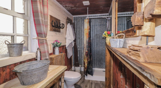 Rusty Barn, Забронировать Дом для отпуска Виллы Графства Лондондерри, Вилла