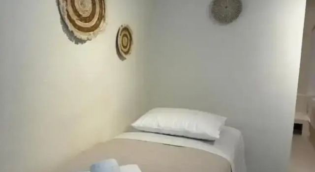 White Sand Cave Suite