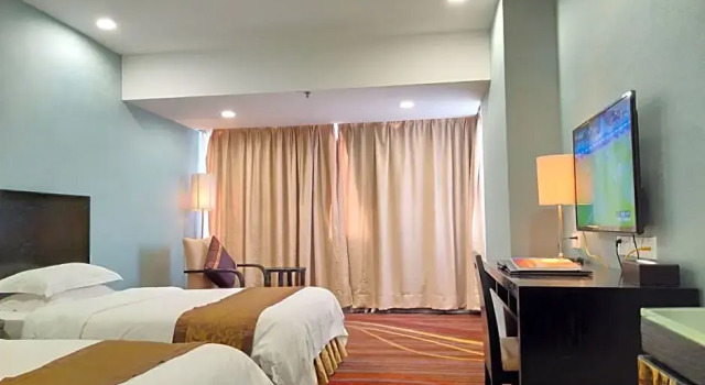 Двухместный номер Executive Skyline Plaza Hotel Guangzhou