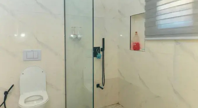 Апартаменты AJs Serenity Suites