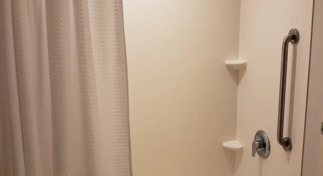 Люкс Courtyard by Marriott Jacksonville