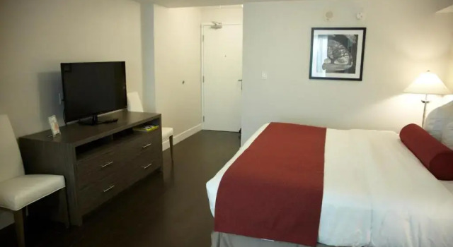Номер Standard Admiral Inn Mississauga