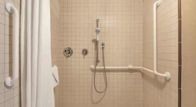 Двухместный люкс c 1 комнатой Residence Inn by Marriott Charleston North/Ashley Phosphate
