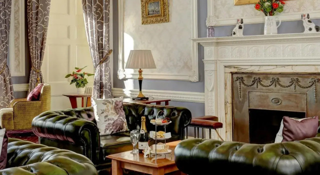Hazlewood Castle & Spa, Забронировать Курортный отель Отели Англии с завтраком, Завтраки
