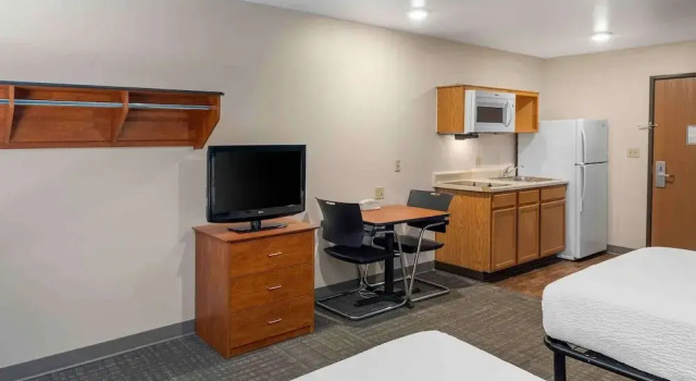 Четырёхместная студия Standard Extended Stay America Select Suites - Loveland