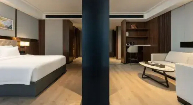 Люкс Giorgio Morandi Hotel