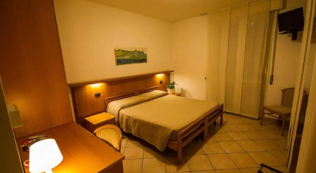Двухместный номер Standard Albergo Lario