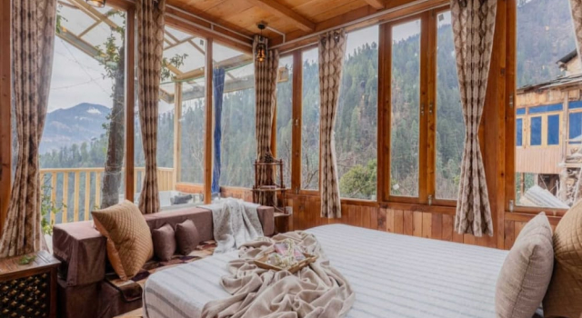 Тент с видом на горы Swastika aashiyana tree house